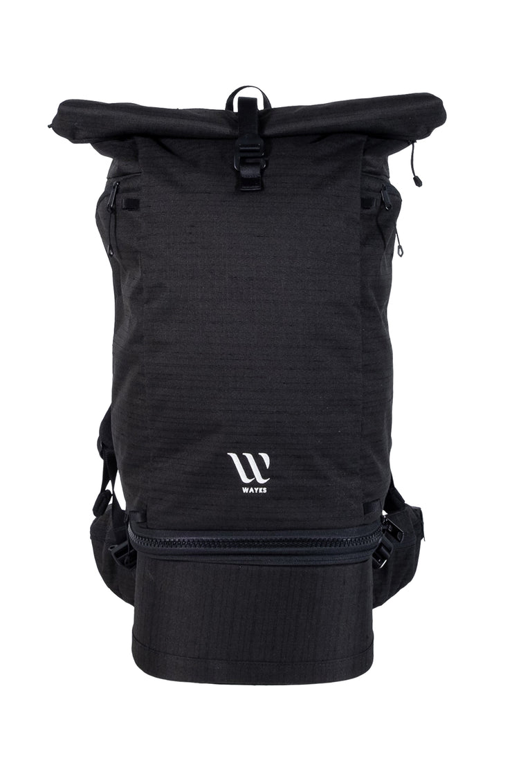 WayksOne Travel Backpack Compact black Front