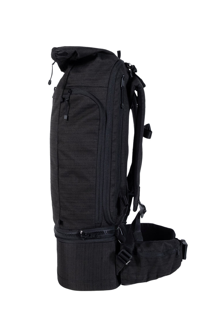 WayksOne Travel Backpack Compact black Side#colour_black