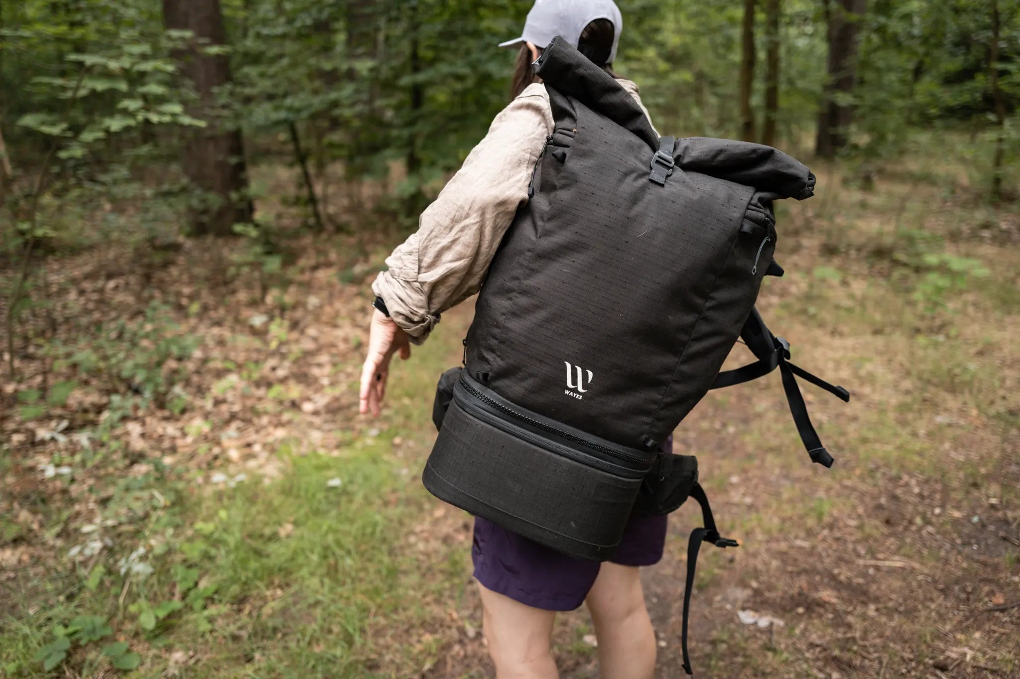 10 Reasons Why the WAYKS Travel Backpack is Great for Hiking