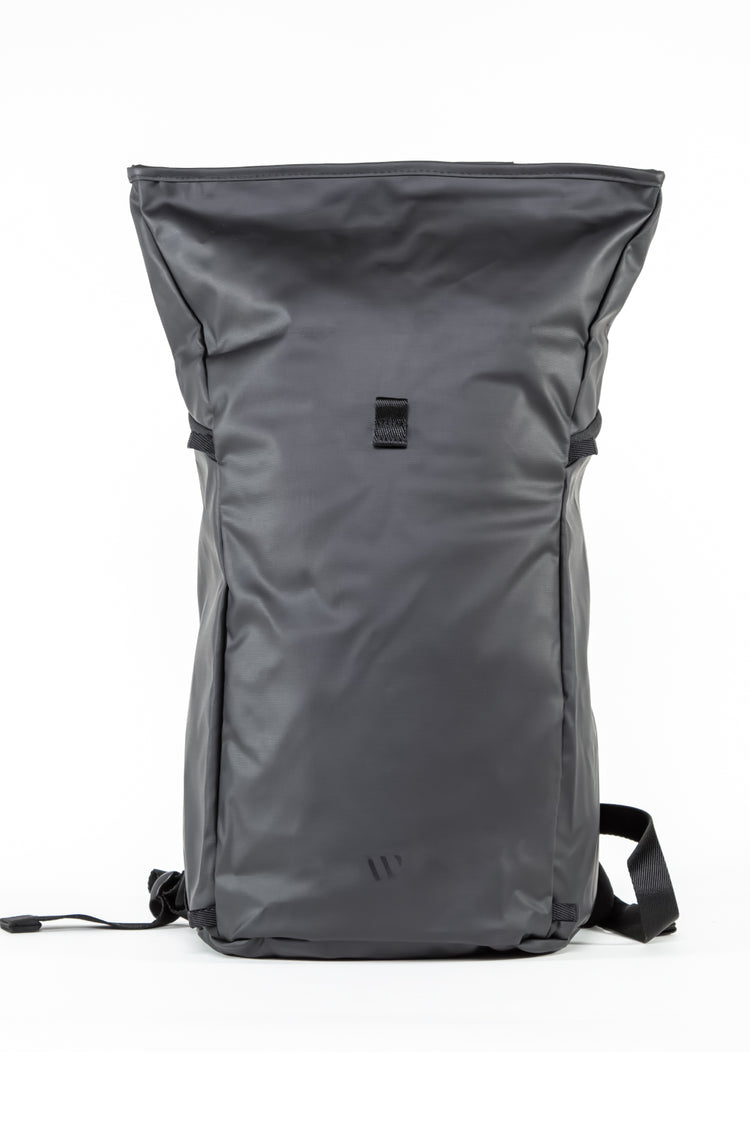 Wayks Day Pack Mini sleek black Front Top Filled#colour_sleek-black