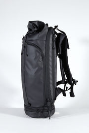 WayksOne Day Pack Compact Sleek Black Left#colour_sleek-black
