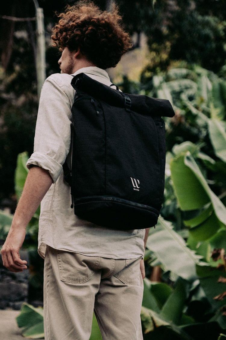 WayksOne Day Pack Original black Model Male#colour_black