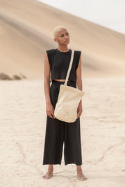 Wayks Sling Sand Tote Bag Model Female#colour_sand