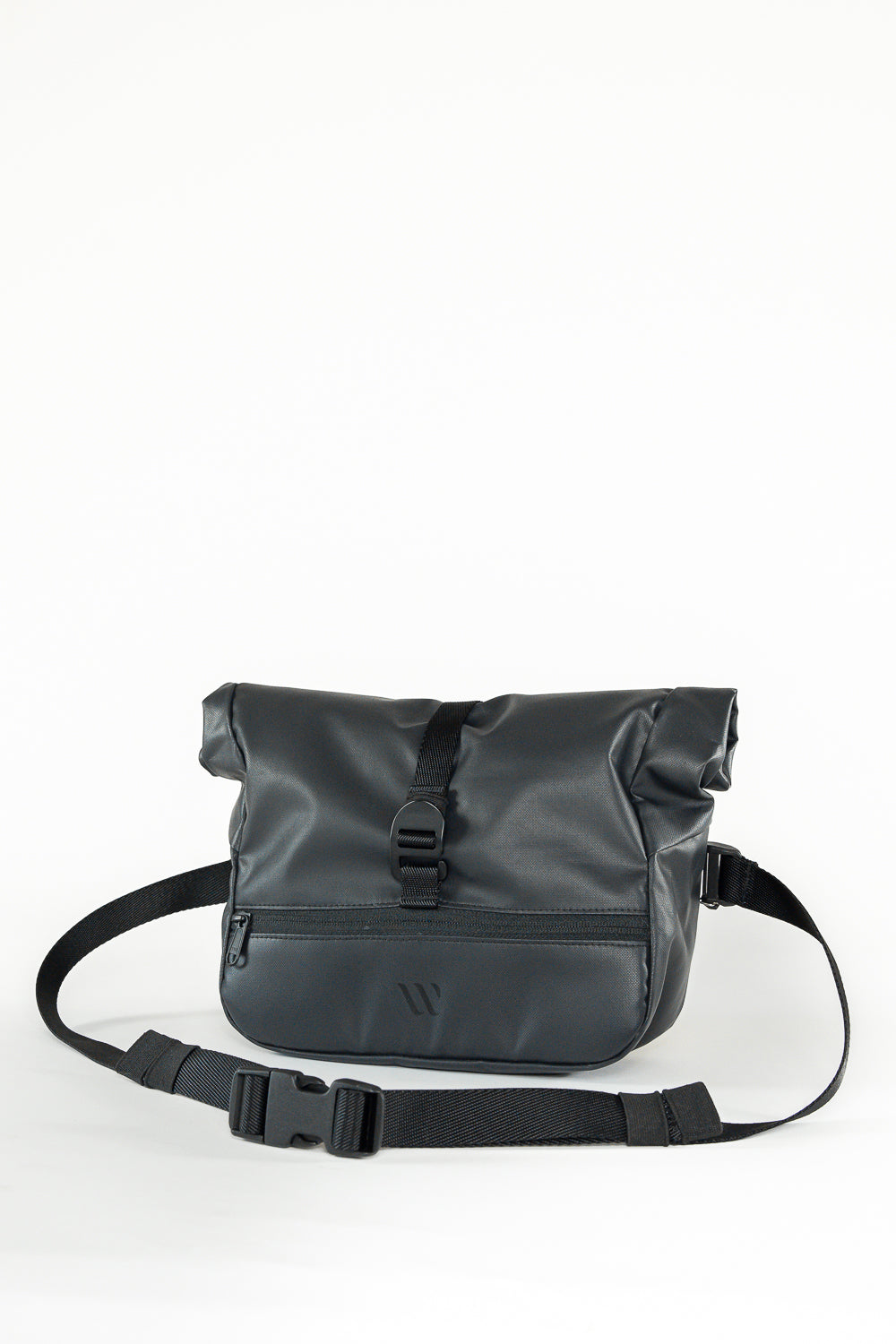 Wayks Sling sleek black Front Rolled Back Half#colour_sleek-black