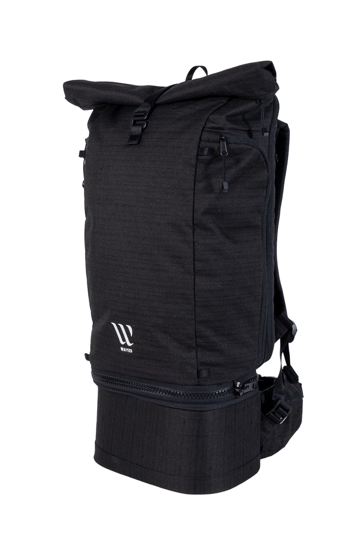 WayksOne Travel Backpack Compact black Angled